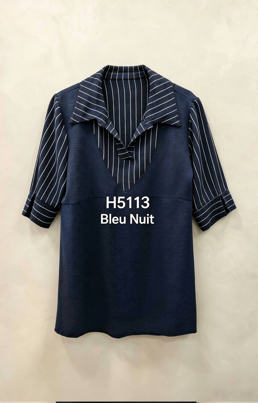 Blouse Grande Taille 46-60 | Coupe Amincissante & Confort Premium
Style chic et moderne spécialement conçu pour silhouettes généreuses (tailles 46 à 60)