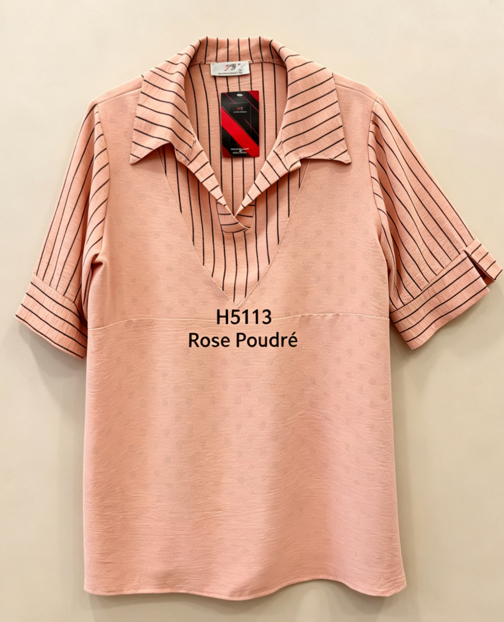 Blouse Grande Taille 46-60 | Coupe Amincissante & Confort Premium
Style chic et moderne spécialement conçu pour silhouettes généreuses (tailles 46 à 60)