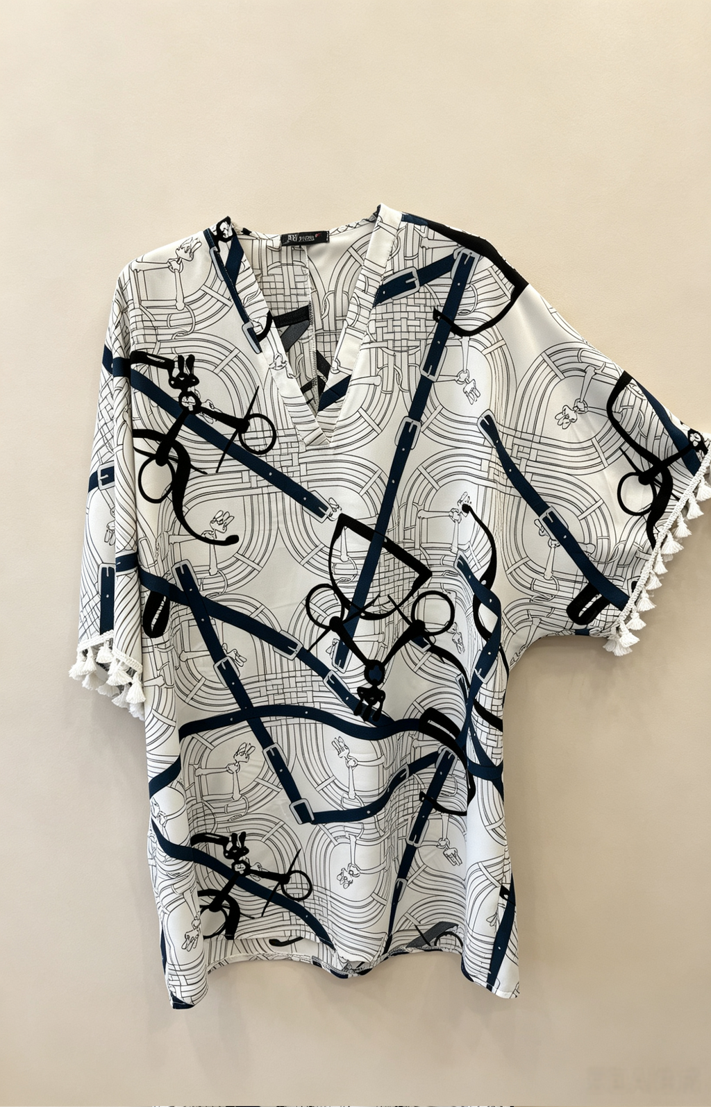 Blouse Grande Taille Femme 46-60 | Haut Imprimé Équestre à Manches Courtes, Plusieurs Couleurs Disponibles H 638
