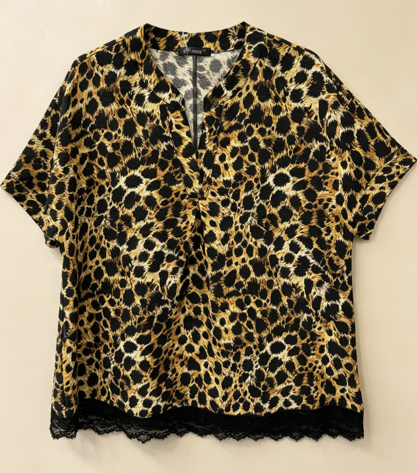 Blouse Grande Taille Imprimé Léopard Jaune Noir, Chemise Manches Courtes pour Femme 3XL 4XL 5XL 6XL, Haut Décontracté Chic pour Été, Vêtement Élégant Grande Taille, Style Parisien H 637 -1 léopard