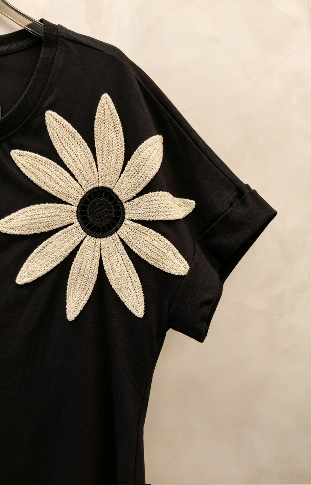 T-shirt Grande Taille 46-60 Femme avec Décor Fleur Crochetée Bohème, Plusieurs Couleurs Disponibles H 37