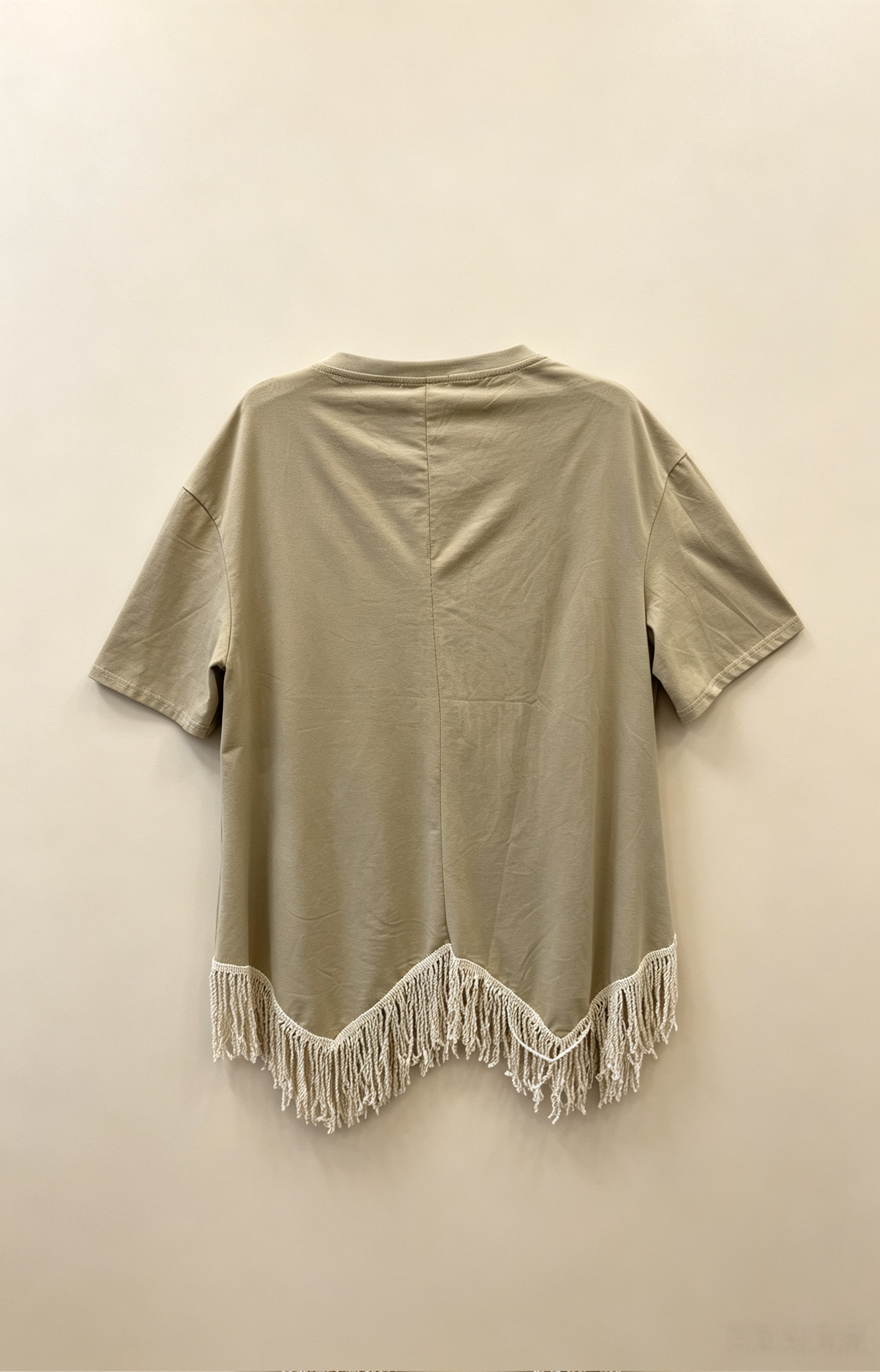 T-shirt Grande Taille 46-60 Femme V Col en V avec Poche Crochetée et Franges, Plusieurs Couleurs Disponibles H 606