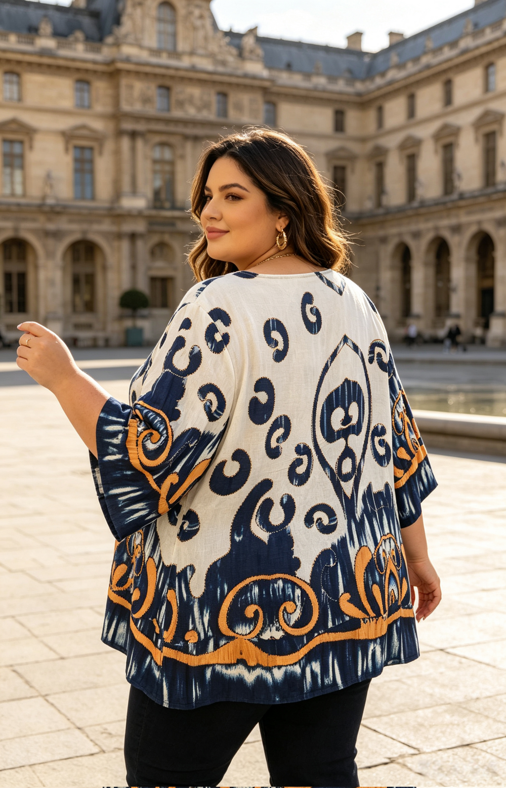 Blouse Grande Taille 46-60 Imprimé Ikat Femme, Tunique V-Neck Lacée Manches Évasées, Minceur et Confortable, Plusieurs Couleurs Disponibles H 27