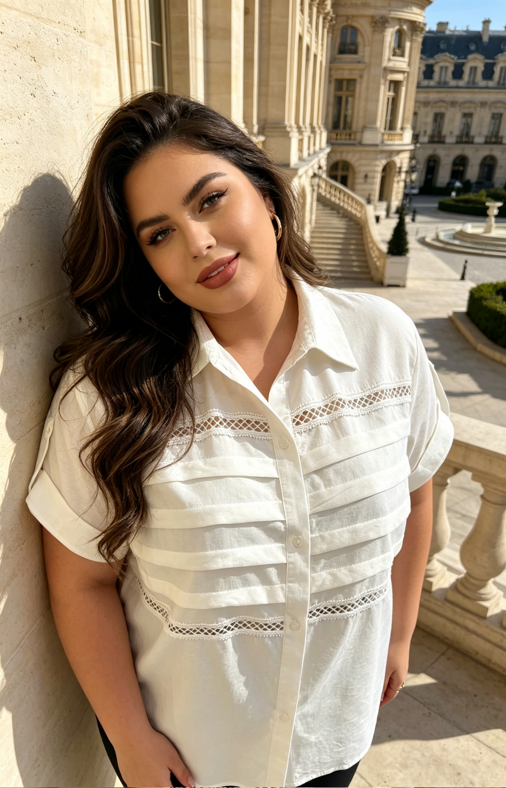 Chemise Blanche Grande Taille Femme 46-60 | Blouse à Détails de Dentelle, Manches Courtes, Plusieurs Couleurs Disponibles H 640