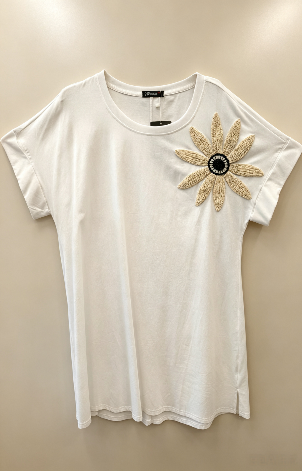 T-shirt Long Grande Taille 46-60 Femme avec Fleur Crochetée Bohème, Plusieurs Couleurs Disponibles H 601