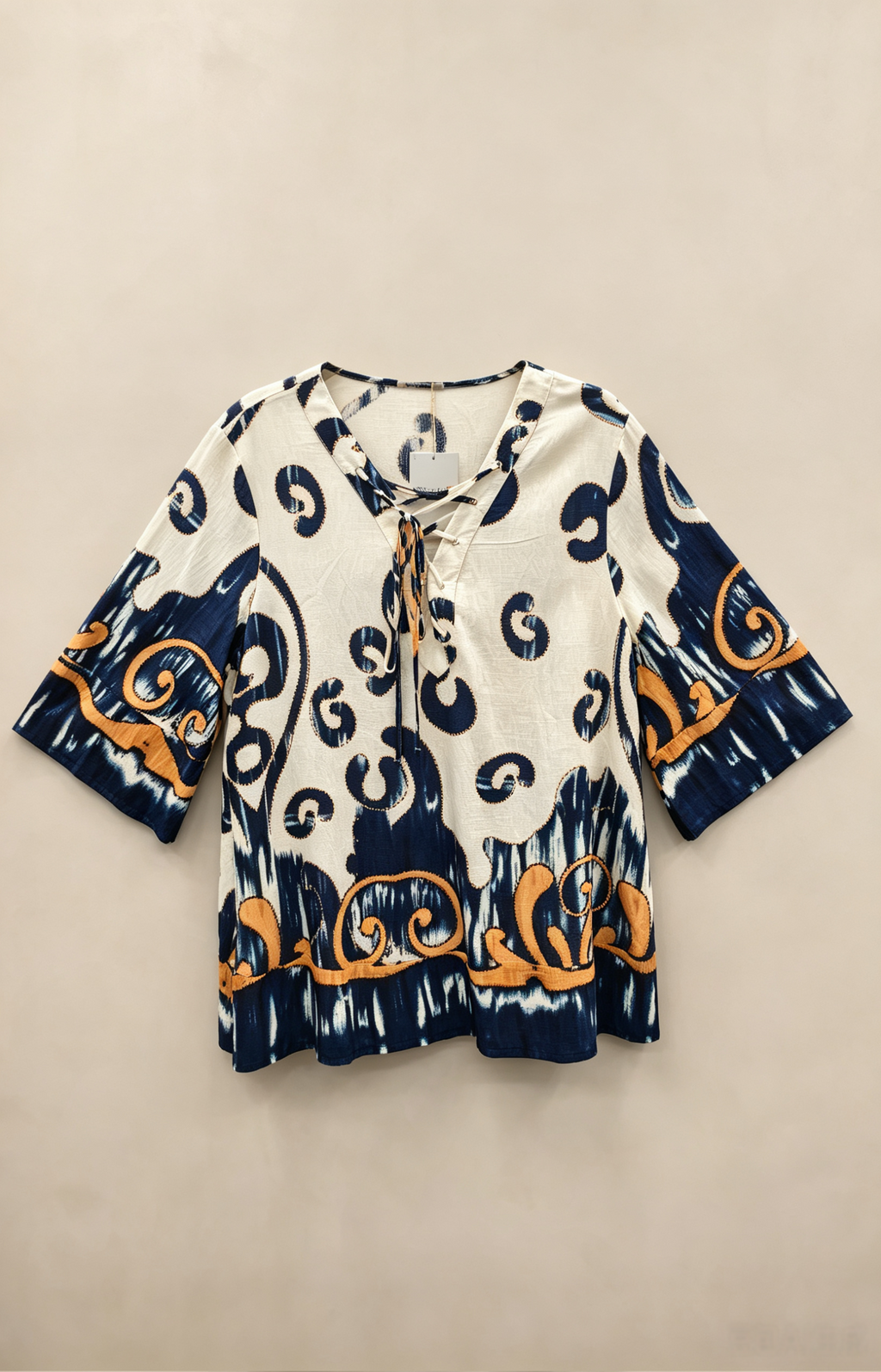 Blouse Grande Taille 46-60 Imprimé Ikat Femme, Tunique V-Neck Lacée Manches Évasées, Minceur et Confortable, Plusieurs Couleurs Disponibles H 27