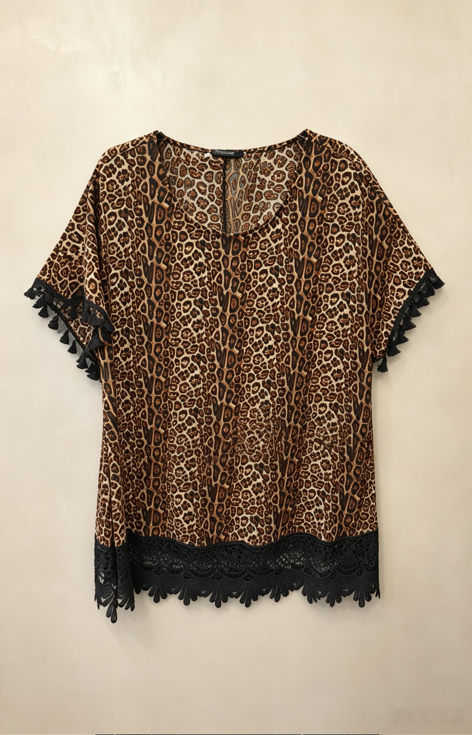 Blouse Grande Taille 46-60 Imprimé Léopard avec Dentelle Noire - Manches Courtes, H 630