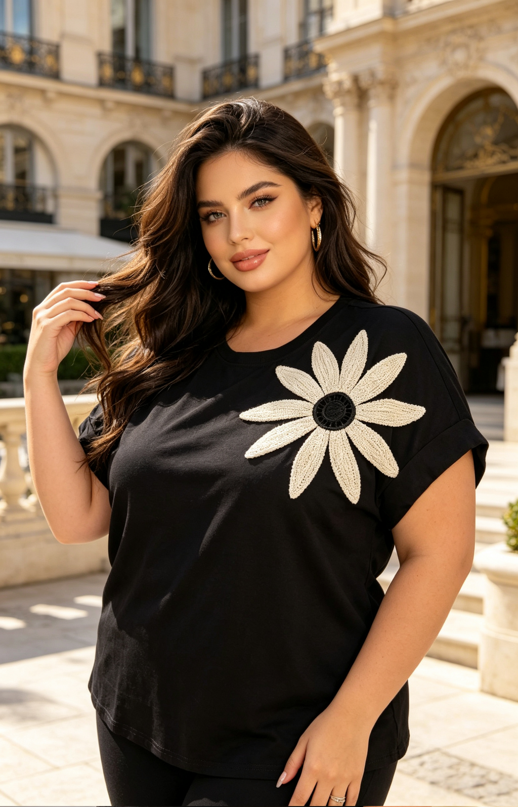 T-shirt Grande Taille 46-60 Femme avec Décor Fleur Crochetée Bohème, Plusieurs Couleurs Disponibles H 37