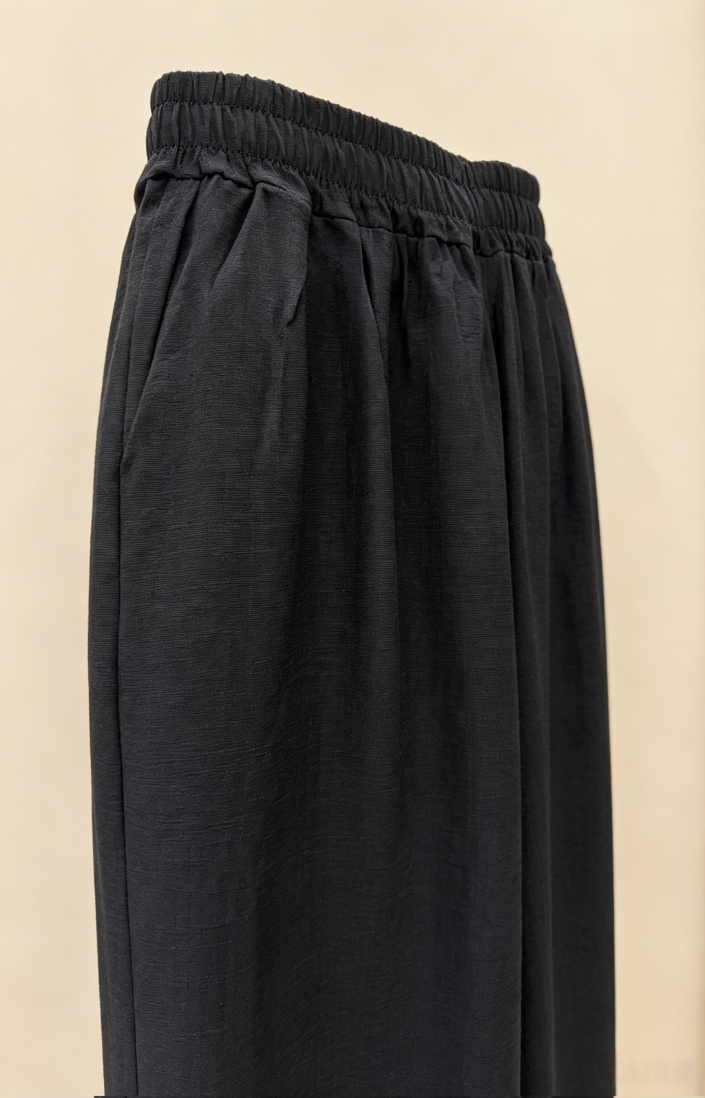 Pantalon 7/8 Grande Taille Femme 46-60 | Culotte Large Beige Fluide, Confortable et Légère, Plusieurs Couleurs Disponibles P 603 UNi