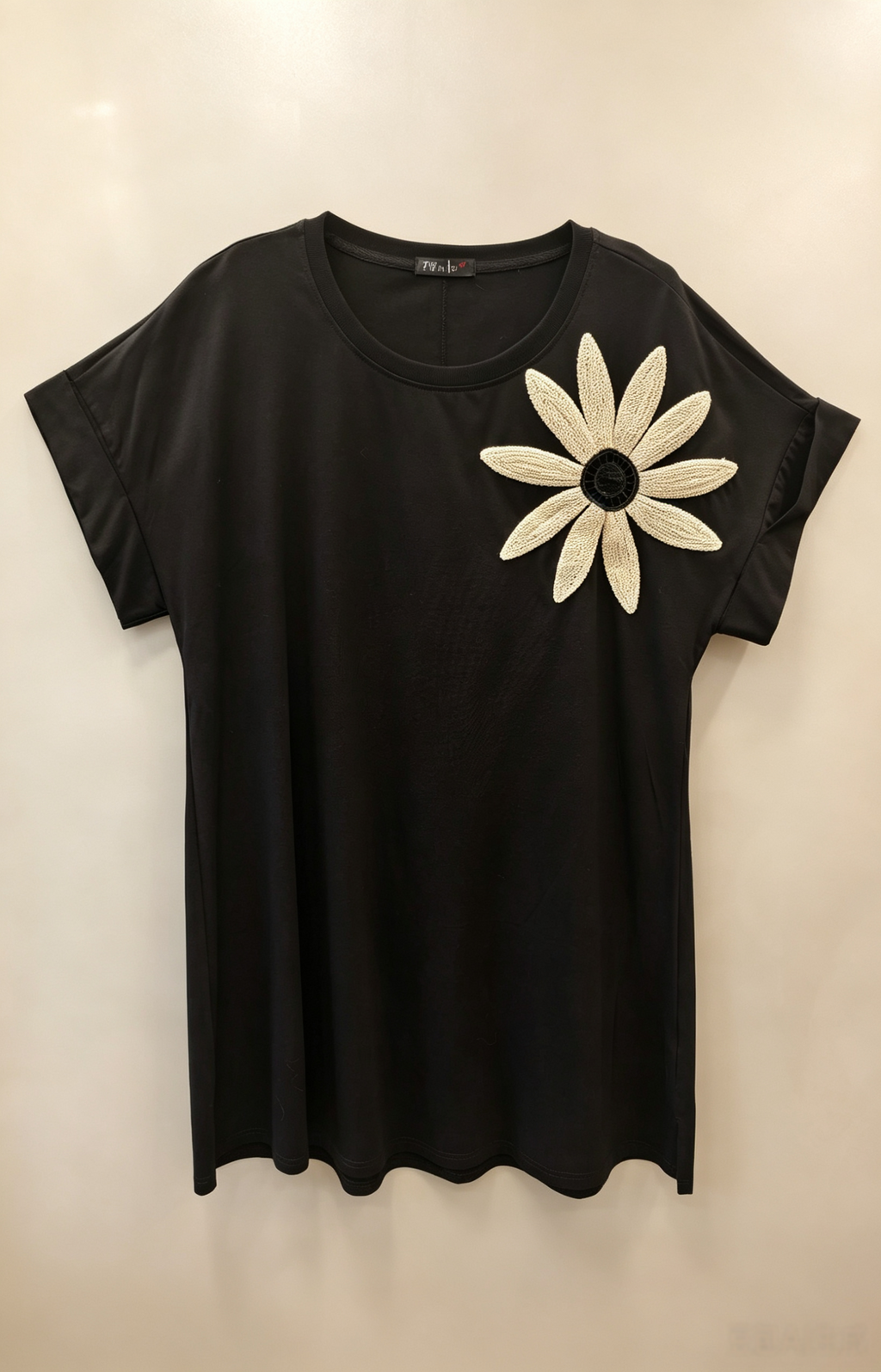 T-shirt Long Grande Taille 46-60 Femme avec Fleur Crochetée Bohème, Plusieurs Couleurs Disponibles H 601